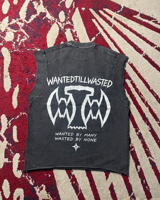 BAT SLEEVELESS