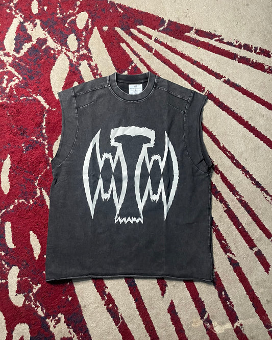 BAT SLEEVELESS